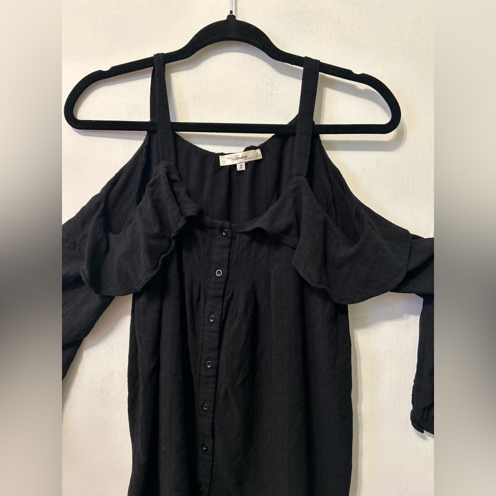 Women’s Black Long Sleeve Cold Shoulder Blouse Size Small - Picture 4 of 10